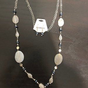 La Belle Necklace and Earring Set - NWOT